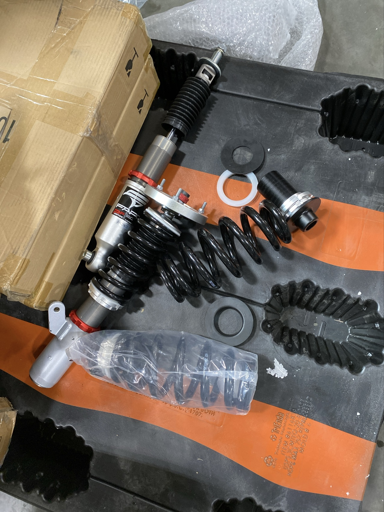 Open Box Special: 32-Level Damping Coilover for BMW 1 Series E82 2011 &BMW M3 E90/E92/E93 2007-2013 PF016430